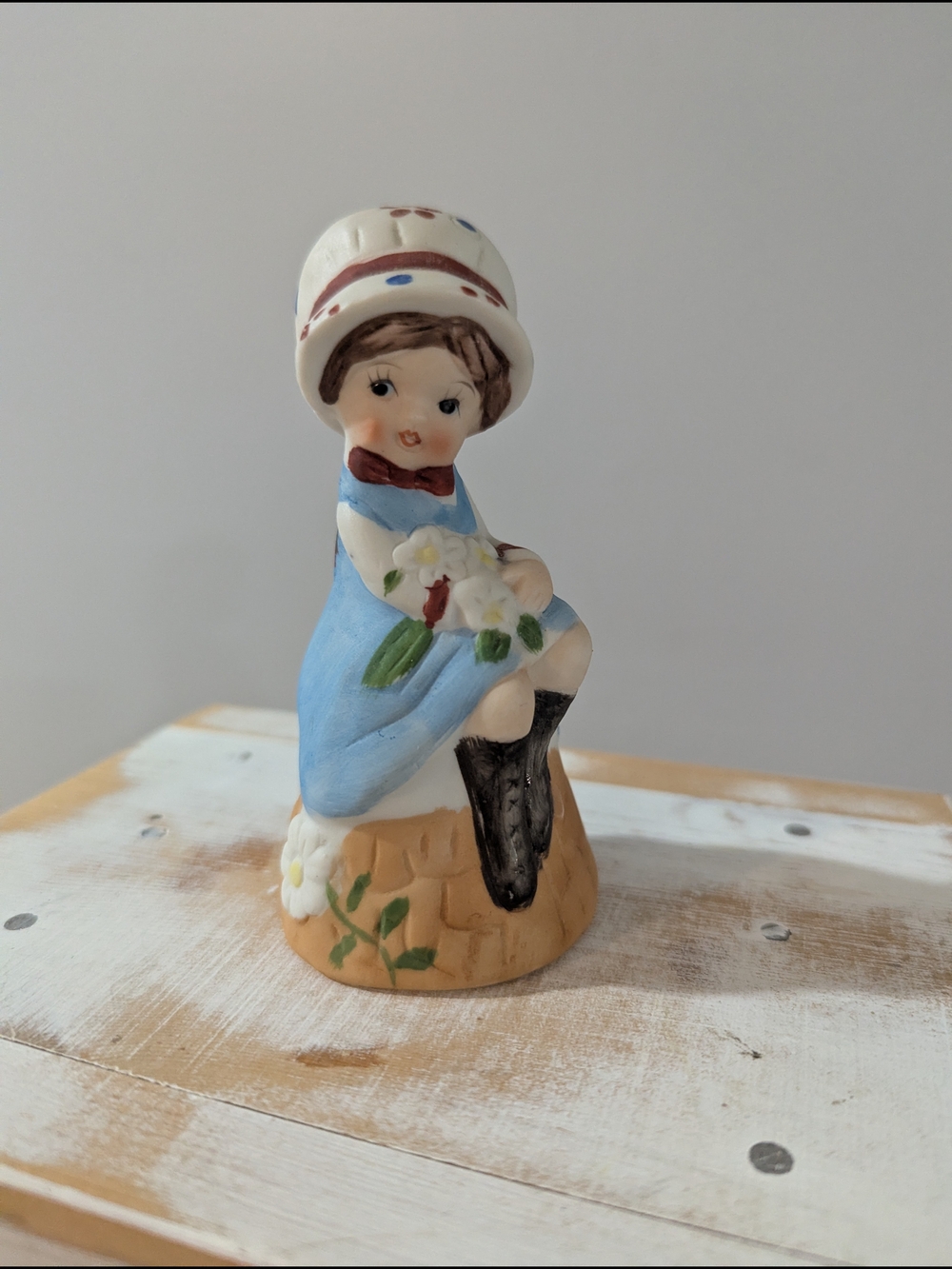Vintage Jasco Adorabelle Girl in Bonnet Kitten 1978
